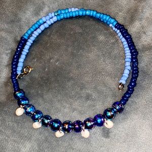 Beaded metallic shell choker fit any size neck NWT